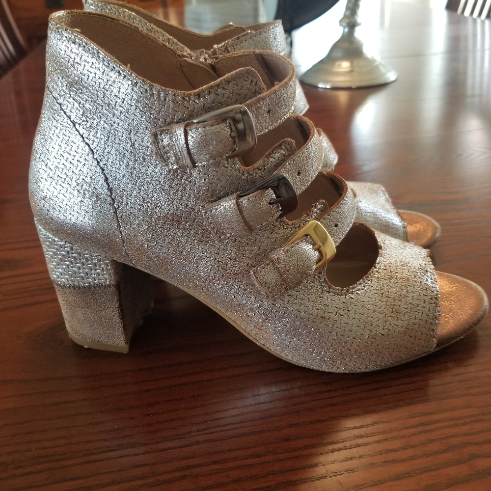 Unity In Diversity Metallic Open-Toe Heel - image 4